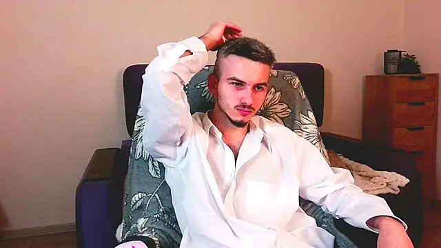 Онлайн чат XXX Magic_Storms