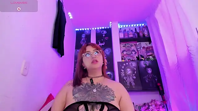 _Ali_Brinck_'s Live XXX Chat