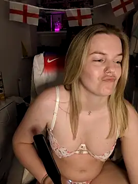Živý XXX chat British_BellaXx