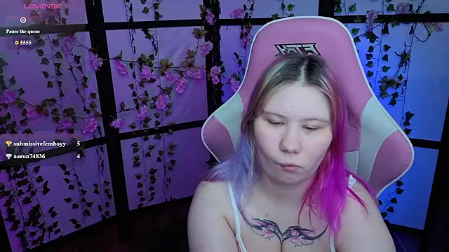 kitsune_little Adlı Modelin Canlı XXX Sohbeti