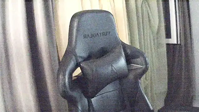 Chat XXX Live MoodieMira