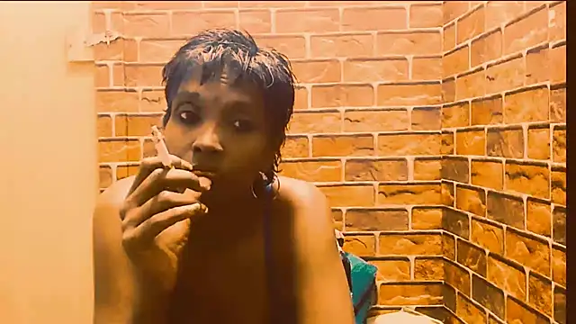 Fuckable_Nasty_MILFn Live XXX chat