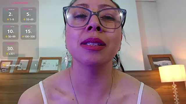 Chat +18 de FranciscaVera ao vivo