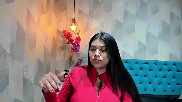 LindaBreeS 现场XXX聊天