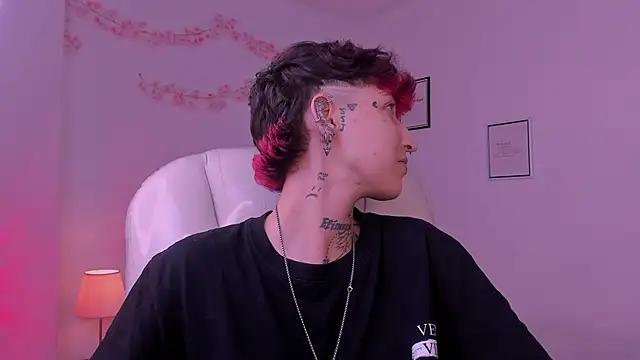 Luci_RoseのライブXXXチャット