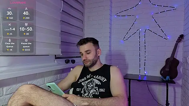 DaddySlava 现场XXX聊天