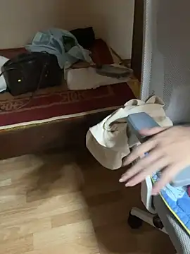 Živý XXX chat Mina048