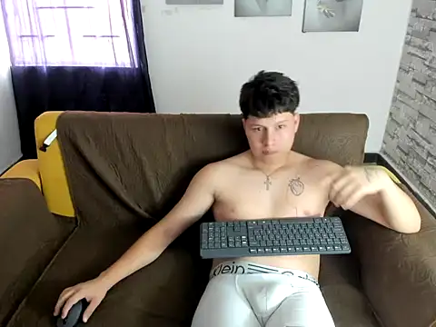 daniel_leon 现场XXX聊天