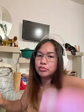 Chat XXX en directo de Ponthip