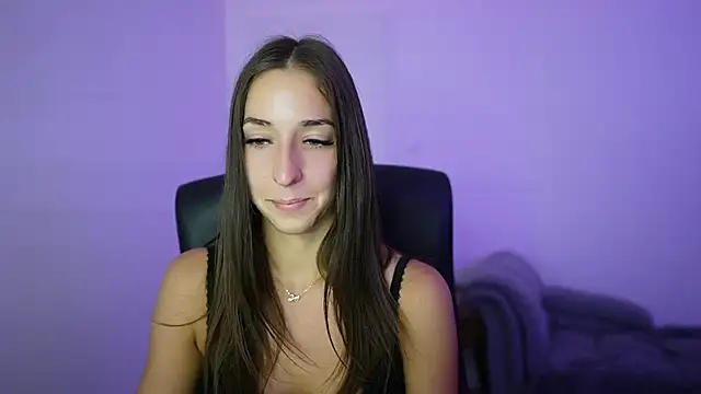 Živý XXX chat Crystalbrunette18