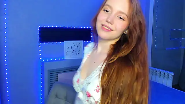 ChuNeece's Live XXX Chat