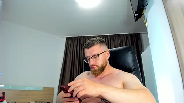 Findom_guy's Webcam Show