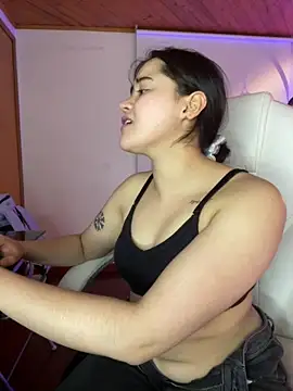 Camila_pinkk's Live XXX Chat