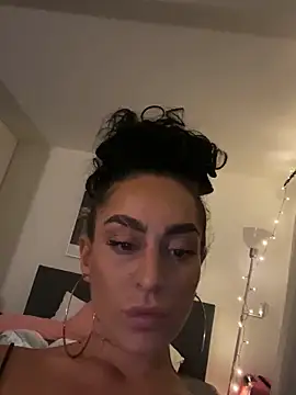 CurlyRouge's Live XXX Chat