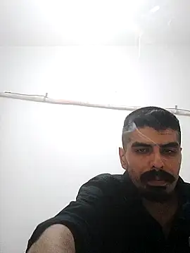 bahadr23 在線直播表演