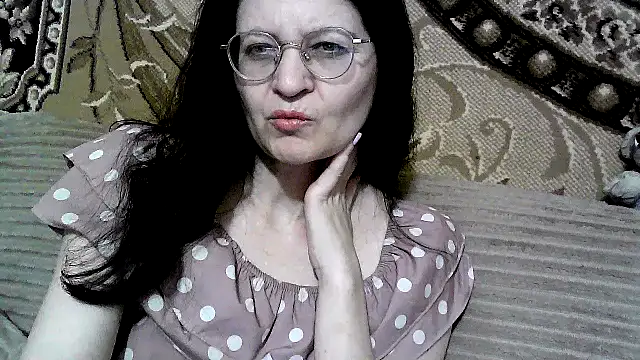 Онлайн чат XXX Etty_Gina
