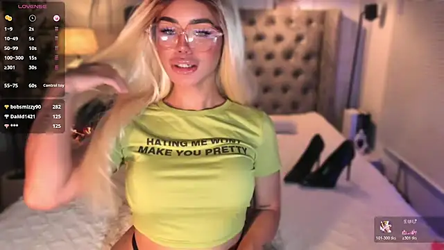 دردشة ParisianDoll الجنسية المباشرة