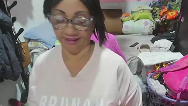 Mrs_mommy_ live XXX chat