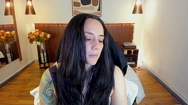 KatherineBond 现场XXX聊天
