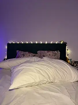 KimArts – Naživo XXX chat