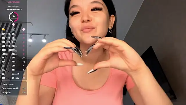 NikiGrandberry 现场XXX聊天