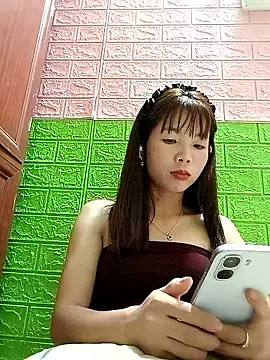 AmyLinee01 Live XXX-Chat