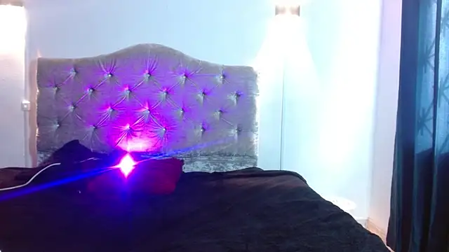 Lizzie_skycs Live XXX-Chat