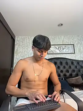 Lander_Cruz 即時 XXX 聊天