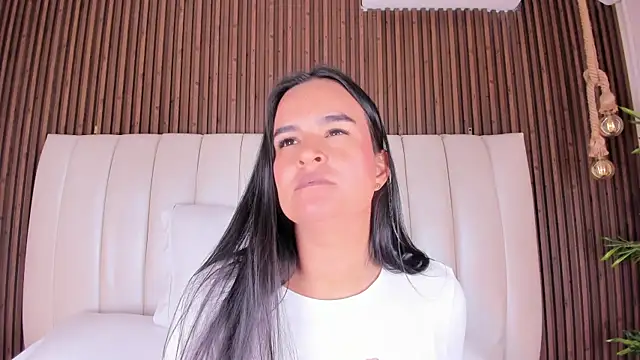 LucieMillerr Chat XXX in diretta