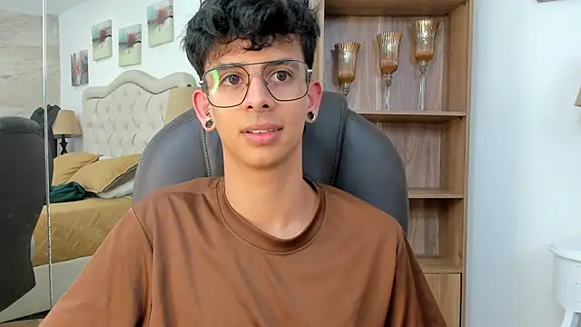 Ibratxandy's Live XXX Chat
