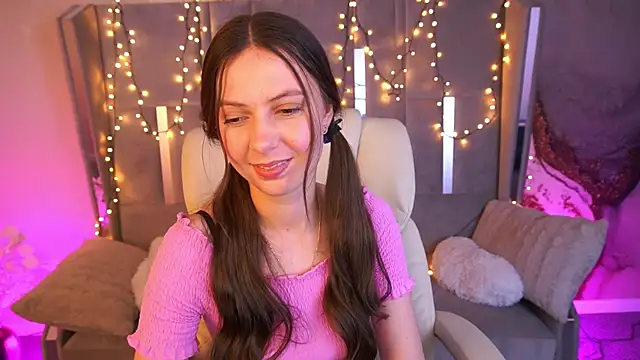 BabyLumi XXX чат на живо
