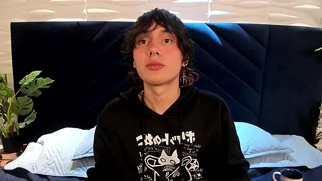 Brunodeluca_ Chat XXX live