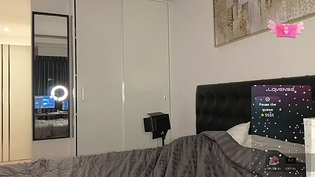 SophieTrnern Live XXX chat