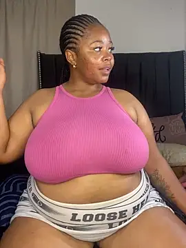 LunaCovenn's Live XXX Chat