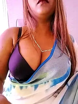 LoveLy-Soneya 现场XXX聊天