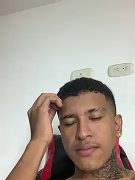 Živý XXX chat Anthony_clark1