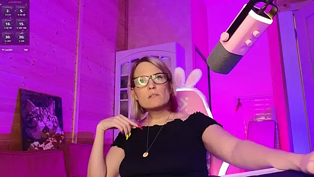 Chat +18 de Lady_Shine ao vivo