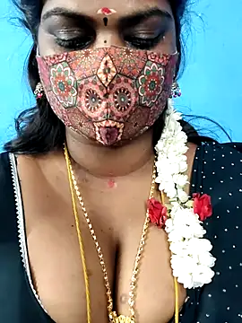 mayaa2u 现场XXX聊天