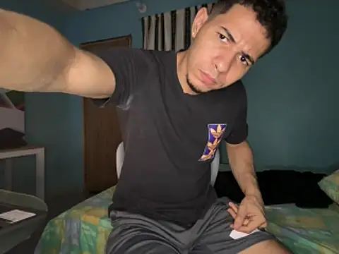 Im_steven's Live XXX Chat