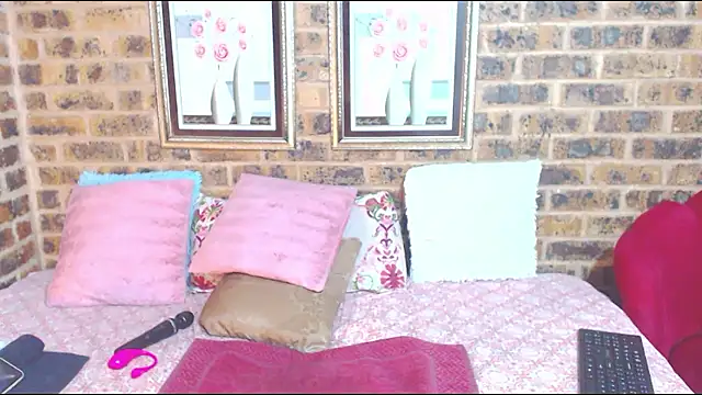 LelaKeyesXX's Live XXX Chat