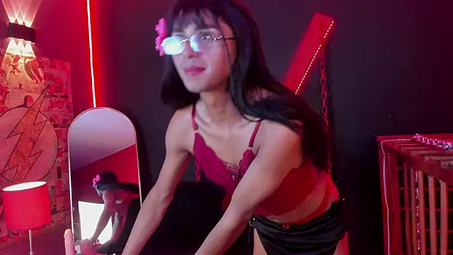Czat XXX na żywo – Charlot_bloom