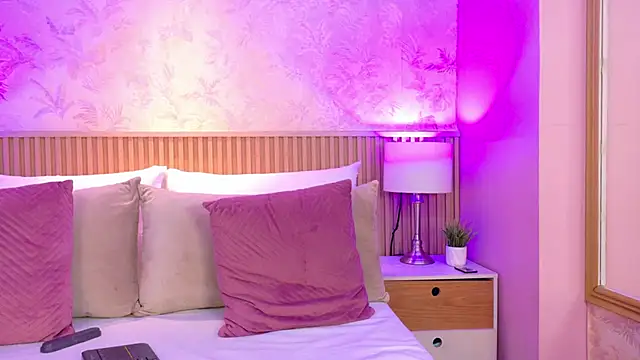 ValeriaMonet Adlı Modelin Canlı XXX Sohbeti