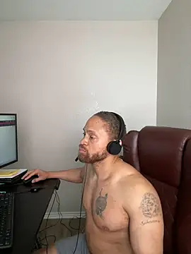 Fathero1time Live XXX Chat