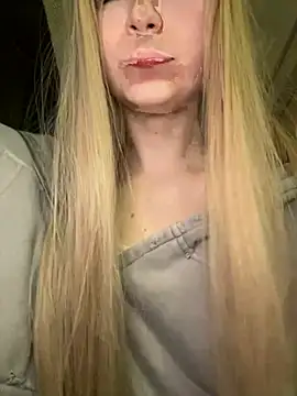MarlboroWeb Live XXX-Chat