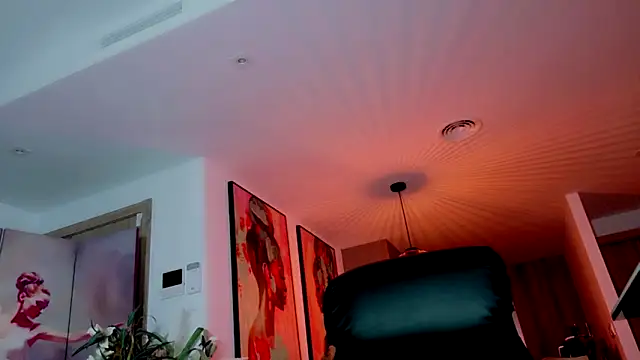 2bigass4_u Adlı Modelin Canlı XXX Sohbeti
