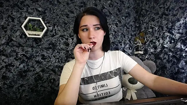 Moon_foxy_'s Live XXX Chat