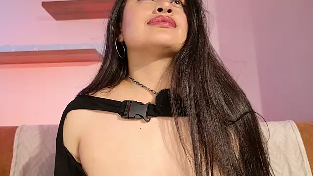 July_gh's Live XXX Chat