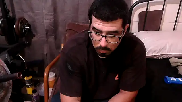 k1oudE's Webcam Show