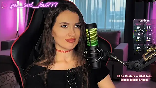 -RED_HAT- Adlı Modelin Canlı XXX Sohbeti