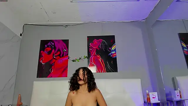 ahsly78Bryan's Live XXX Chat